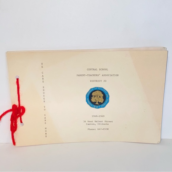 Vintage 1960s Canton Illinois Central School District #20 PTA Directory - Picture 11 of 11